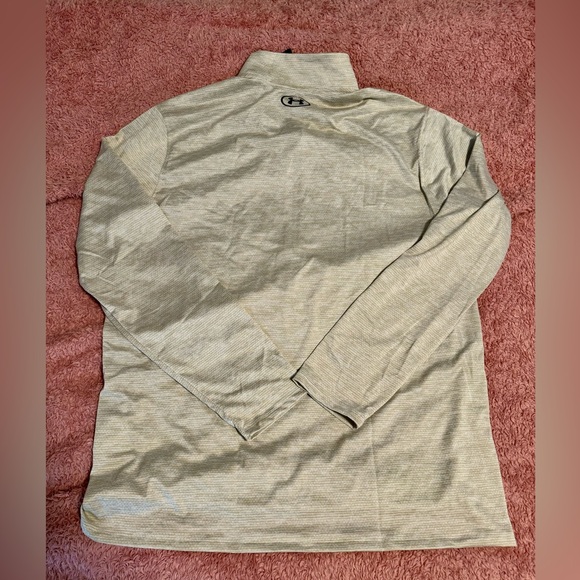 Under Armour Men’s Oat Colored Tech Vent 1/2 Zip Lightweight Jacket. Large. NWT - Picture 6 of 6